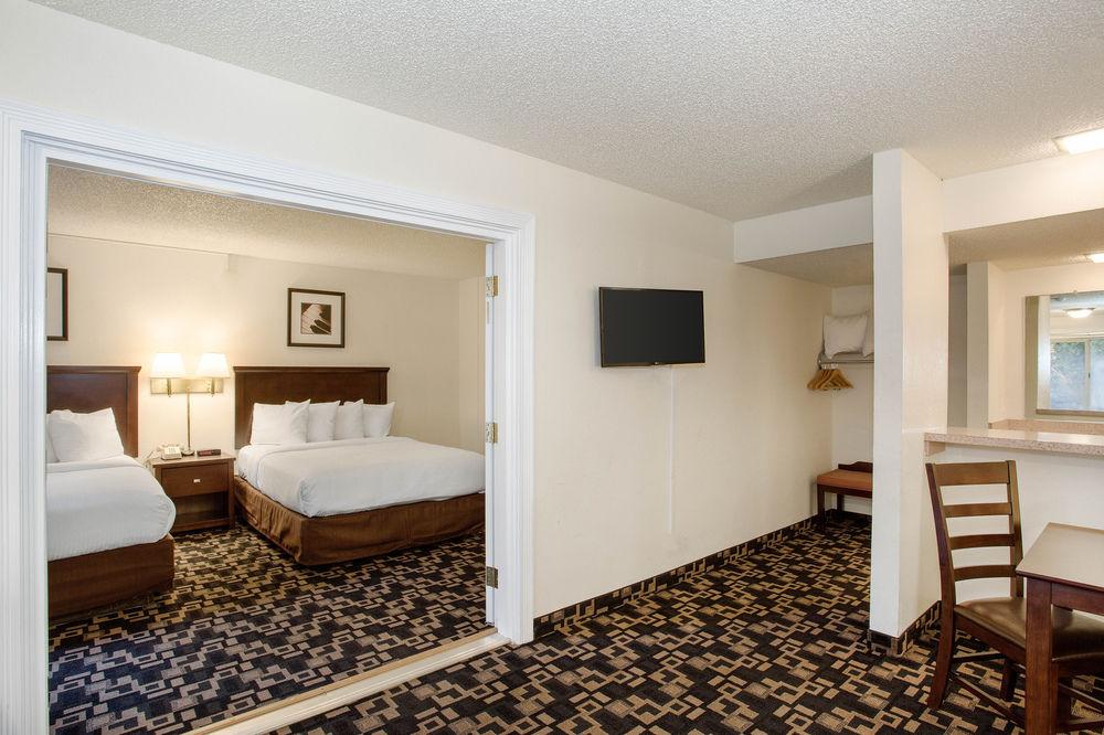 Morningglory Inn & Suites Bellingham Extérieur photo