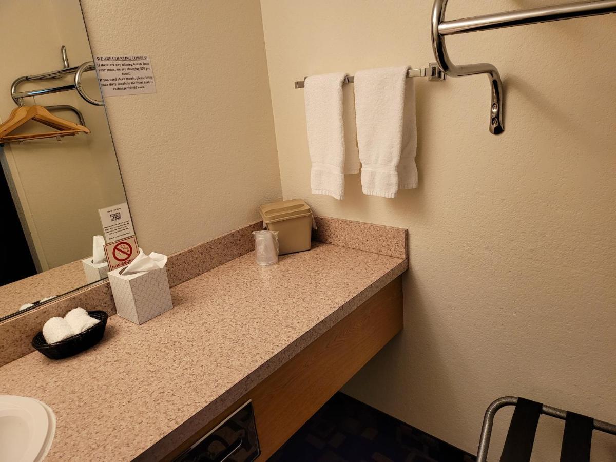 Morningglory Inn & Suites Bellingham Extérieur photo