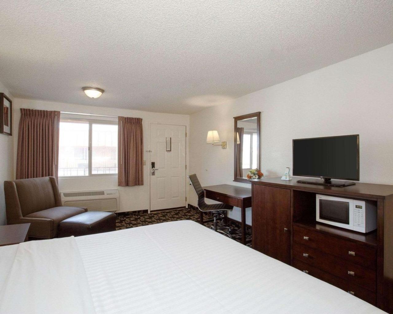 Morningglory Inn & Suites Bellingham Extérieur photo